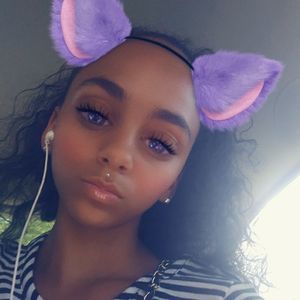 Meet your Posher, Aretha